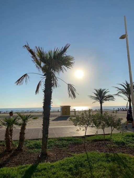 Precioso Apartamento En Centro De Playa De Gandia Apartment Exterior photo